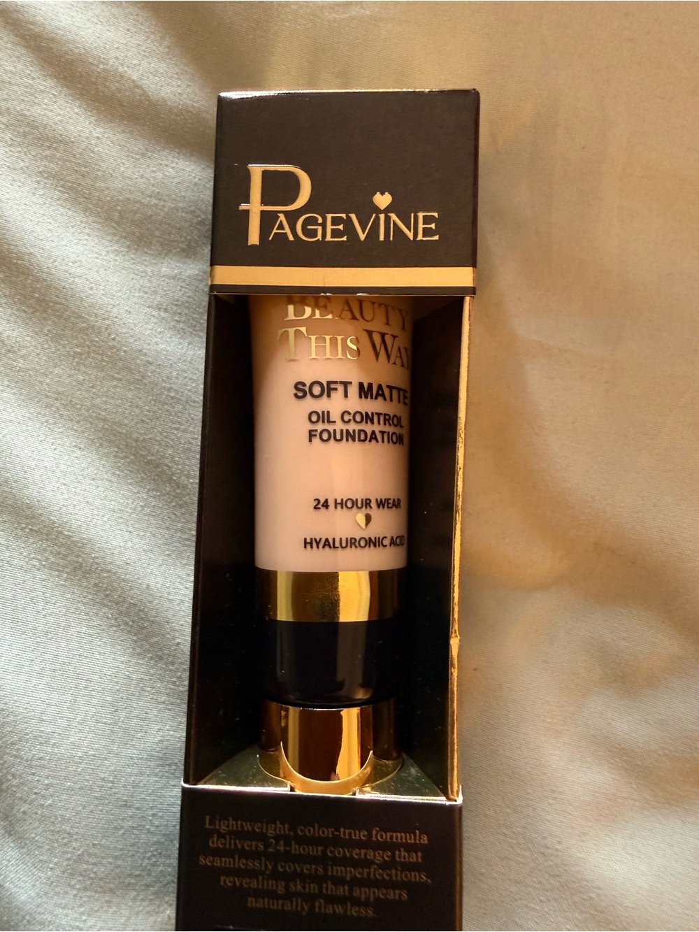 Soft Matte Oil Control Foundation - Light Beige